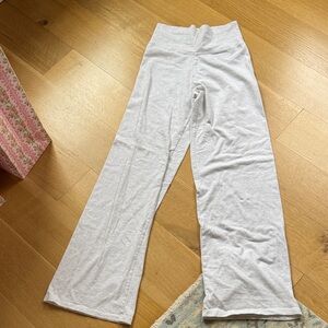 Brandy Melville Light Heather Gray Top